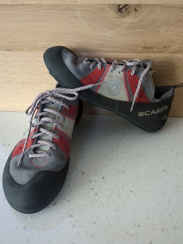 Scarpa helix climbing shoes - climbing, 40