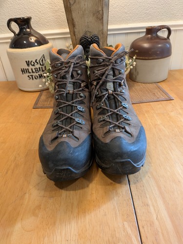 Scarpa size uk - 11,